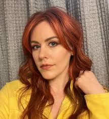 Anna Prosser's Instagram, Twitter & Facebook