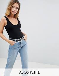 Most of their models are 5'3″ for the petite store, so it is much easier to see how the the clothes might look on you. Asos Design Petite Tragerbody Asos