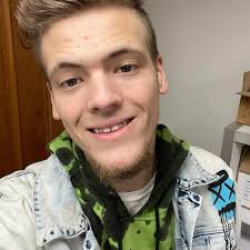 Could use your help-wrap your Angel wings around him and take him where he  needs to be. I can't do this alone💔😢