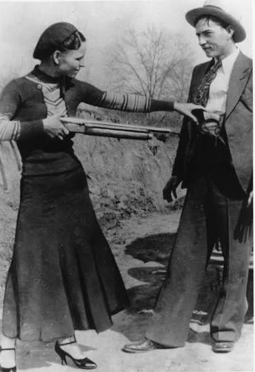 Here's The Story Of Bonnie And Clyde': Gangster Duo's Poems Go Up For  Auction | NPR Illinois