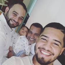 un #tbt navideño #lostiguers #family @franciscomarte15  @albertomarte_oficial #ANGELLUIS 👶🙏🙏💪💪