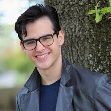 I am excited to announce that I will be joining NNN Capital's student  development program this summer, I am excited to be apart of class 41!