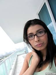 Latinasextapes Miya Stone Acrobat Glasses Xnxx 2mint yes porn pics xxx