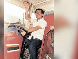 Últimas noticias sobre alberto fujimori. El Buho Y La Vez Que Conocio A Alberto Fujimori El Chinito Del Tractor Opinion Trome