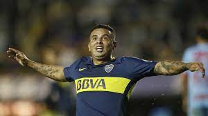 Boca juniors oficializó en la noche de este viernes 21 de agosto la contratación del mediocampista colombiano de 27 años edwin andrés cardona bedoya. Edwin Cardona Is Looking Happy After Scoring A Golazo As Boca Juniors Beat Arsenal Sarandi 2 0 In The Argentine Superliga Soccerbanners