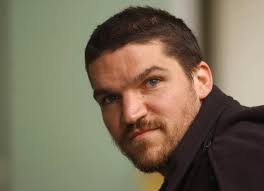 Das Smartphone spielt in diesem Theaterstück eine Hauptrolle