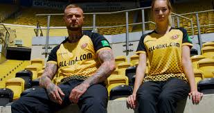 After the reunification of germany, dynamo played four seasons. Dynamo Dresden 2020 21 Craft Home Shirt 20 21 Kits Football Shirt Blog