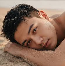 Michelle Pandili (@michelle.pandili.2024) • Facebook