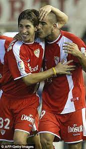 É um não do tamanho do santiago bernabéu. Dani Alves Says Ramos Will Always Be Taunted At Sevilla Daily Mail Online