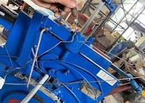 Máquina de fabricação de cabides enviada para a Austrália