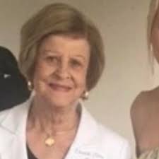 A lovely party celebrating Melissa Nuss Campbell and her well deserved 2017  Volunteer Activist of the Year Award for the Emerge Center