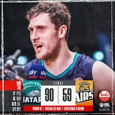 Rob Loe made a statement in his first game with Auckland Tuatara  Basketball, helping them to a 92-59 victory over the Taranaki Steelformers  Airs in Auckland🙌 Loe finished with 17 points &
