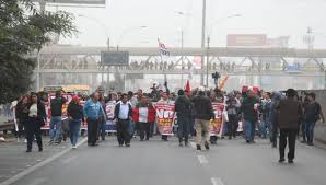 Check spelling or type a new query. Puente Piedra Vecinos Y Transportistas Marchan Contra Cobro De Peajes Video Peru Gestion