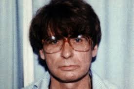 Serial killer dennis nilsen spent his final hours in his cell in excruciating pain with internal bleeding nilsen's inquest at hull coroner's court heard he spent his final hours lying in his own filth as he. Dennis Nilsen S Correspondent Still Wears Killer Glasses Because She Claims He Was An Ordinary Man Fr24 News English