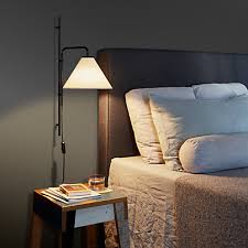Damit fällt das licht von oben in das buch und es entstehen keine störenden schatten, die das lesen anstrengend machen. Designer Wandleuchten Wandlampen Kaufen Bei Light11 De