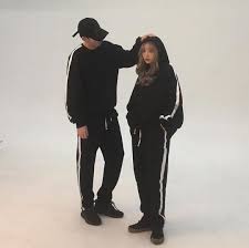 Boneka wisuda monyet baby monkey 24cm buket bunga kado wisuda. Jisoo Shoot Matching Couple Outfits Girls Tracksuit Couple Outfits