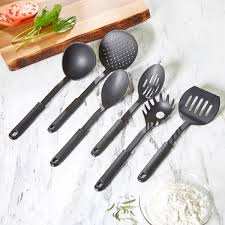Link must have ingredients on hand before he can cook! Kitchen Utensils