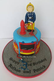 Fireman Sam Cake For Twins Www Littlecakefairydublin Com Www Facebook Com Littlecakefairydu Feuerwehrmann Sam Kuchen Feuerwehrmann Sam Torte Feuerwehrmann Sam