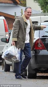 Estimated net worth in 2019: Paul Gascoigne Reveals Arsenal Paid 50 000 Towards His Medical Care Daily Mail Online