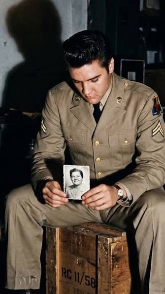 In 1964 Elvis Presley was at the top of the world. Films, fame, fortune,  screaming crowds. And quietly drowning underneath all of it. That spring his  hairdresser Larry Geller handed him a