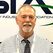 Eric Holtzman's Instagram, Twitter & Facebook