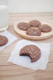 In recent years, smoothies have gained popularity for their nutritional value, especially among people who are looking for quick breakfasts on the go and those who want to get more fresh produce into their diets. 2 Healthy Desserts That You Can Make In Under 20 Minutes At Home Vogue India