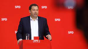 Über die besetzung der ministerposten will die partei in den kommenden tagen entscheiden. Zukunftige Spd Fuhrung Klingbeil Mitglieder Breit Beteiligen Archiv