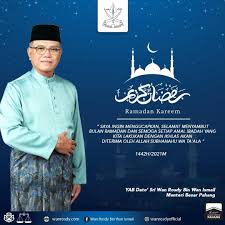 Sözleşmeye göre, menteri besar çoğunluk partisi veya en büyük koalisyon partisinin lideri. Pahangmedia On Twitter Ikhlas Daripada Yab Menteri Besar Pahang Dato Sri Haji Wan Rosdy Bin Wan Ismail