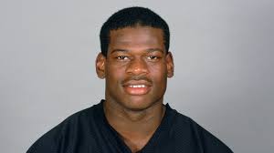 BOB LABRIOLA TWEETED........... FREE AGENT VISITING TODAY:CB COTY  SENSABAUGH , RB KNILE DAVIS........ JACOB KLINGER TWEETED.........  SENSABAUGH STARTED 15 GAMES FOR THE TITANS IN 2015 , 2 FOR THE L.A. RAMS  LAST