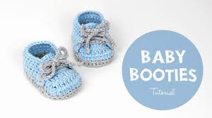 Sew baby booties and shoes with this collection of seventy adorable free baby bootie & shoe patterns gathered from all over the web. How To Crochet Cute And Easy Baby Booties Baby Sneakers Croby Patterns Youtube