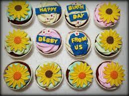 Ini dia salah satu tool untuk membuat hiasan kue ulang tahun fondant. Cupcake Sunflower Cupcake