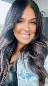 How do you know if you’ve found the right Esthetician?, Here are 5 signs  you’re in the hands of someone who truly knows skin and cares about yours  🧖‍♀️✨, ., ., ., • They listen to you before starting ...