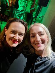 Melanie Jane Knowles (@MellyJKnowles)