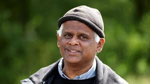 Ridhuset laddar för anstormning