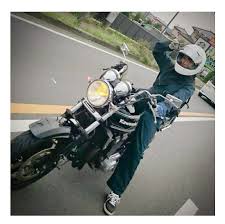 このイケメンとツーリングいきたすぎる 最近雨ばかりで萎えるよぉ d せっかくの３連休も雨降ってて バイクなにも出来ませんでしたー でもぜっとんの過去の写真眺めてた 笑 ちなみにこれは去年の ぜひ このイケメンのお友だち募集してますっ