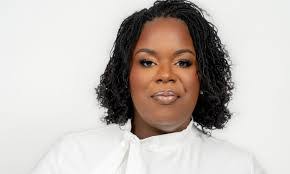 Joi Hunter's Instagram, Twitter & Facebook