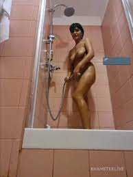 Stripchat shower live