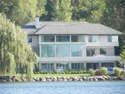 Waterfront Homes Silver Lake Waterford Township Michigan Silver Lake Waterfront Homes For Sale Waterfront Homes