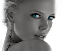 Download Charlize Theron Wallpaper