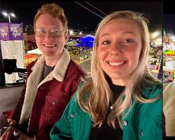 Lucas Howell and Ashton MacKenna Smith's Wedding Website