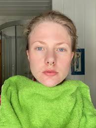 Nouveaux drapés. Toujours printemps clair ? Je sens vraiment que l'orange  me va bien plus mal que le fuchsia, cela ne veut-il pas dire que je ne suis  pas chaude ? Avertissement,