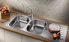 Su lekeleri paslanmaz çelik evyeler üzerine sinsi bir şekilde yerleşir ve özellikle bu su lekeleri zamanla mat bir renk alır ve temizlemesi neredeyse. Dusen Mutfak Tezgahi Lavabosu Nasil Yapistirilir Sorusu