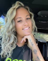 February Recap in my bullet journal…I started off strong and then fell off  a cliff 😅 I've already redeemed myself with March though, so it's ok!  #typeaforalexa #bulletjournal #bujo #bujospread #bujomonthly #bujoinspo #