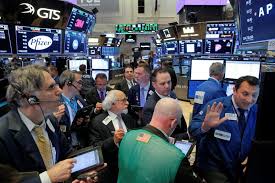 Reuters Traders Work On The Floor At The New York Stock Exchange Nyse At The End Of The Day S Trading I Nasdaq Stock Exchange Dow Jones Industrial Average