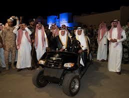 عكاظ‎) is an arabic saudi arabian daily newspaper located in jeddah. ÙˆÙƒØ§Ù„Ø© Ø£Ù†Ø¨Ø§Ø¡ Ø§Ù„Ø¥Ù…Ø§Ø±Ø§Øª Ø®Ø§Ù„Ø¯ Ø§Ù„ÙÙŠØµÙ„ ÙŠØ²ÙˆØ± Ø¬Ù†Ø§Ø­ Ø§Ù„Ø¥Ù…Ø§Ø±Ø§Øª ÙÙŠ Ù…Ù‡Ø±Ø¬Ø§Ù† Ø³ÙˆÙ‚ Ø¹ÙƒØ§Ø¸