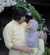 Mstar online berharap agar bakat seperti sari yanti diberi perhatian serta peluang yang secukupnya agar anak sudah pastinya, wajah sari yanti bakal menggoyahkan lagi dunia peragaan malaysia! Seri Ibu Mengandung Sari Yanti Tetap Cantik Peminat Dah Tak Sabar Tunggu Anak Jep Pa Ma