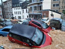 Reach dinant by flying into brussels and then drive or take the train south for approximately 60 miles (97 kilometers). Dfboaumpog8lnm