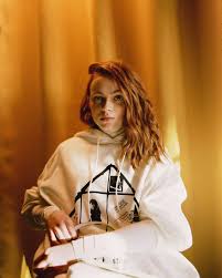 Her birth name is sadie sink and she is currently 19 years old. Sadie Sink Prada Spring Summer 2021 Celebmafia