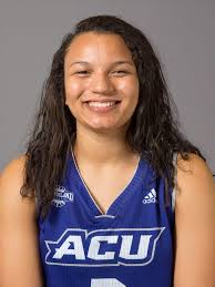 Alyssa Echols's Instagram, Twitter & Facebook