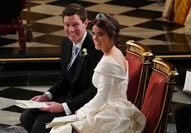 Maybe you would like to learn more about one of these? Skoliose Prinzessin Eugenie Wollte Dass Man Im Hochzeitskleid Ihre Narbe Sieht Kolner Stadt Anzeiger